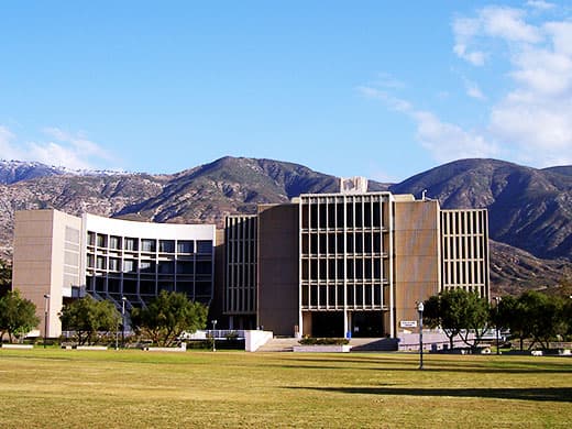 カリフォルニア州立大学サンバーナーディーノ校