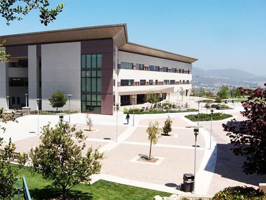 カリフォルニア州立大学サンマクロス校