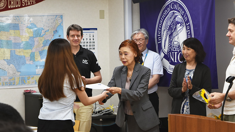 NIC International Foundation Programme修了式の様子